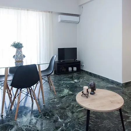 Modern 1 Bd Balcony Apt Near Metro In Kato Patisia-3